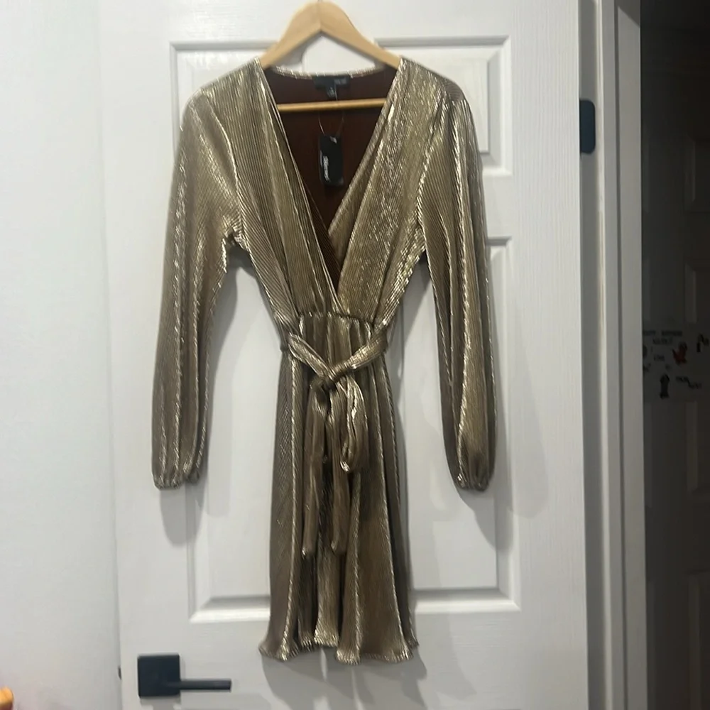 SBETRO GOLD DRESS - Picture 2 of 10